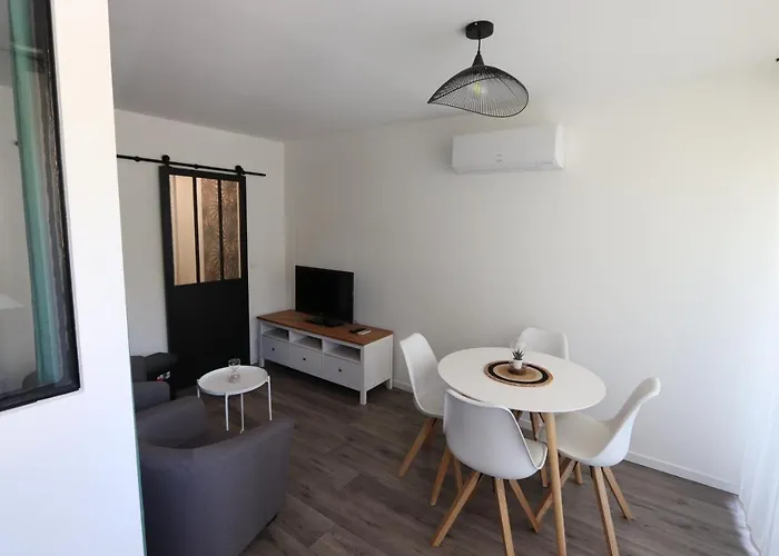 Studio tout confort - Climatisation, parking, wifi